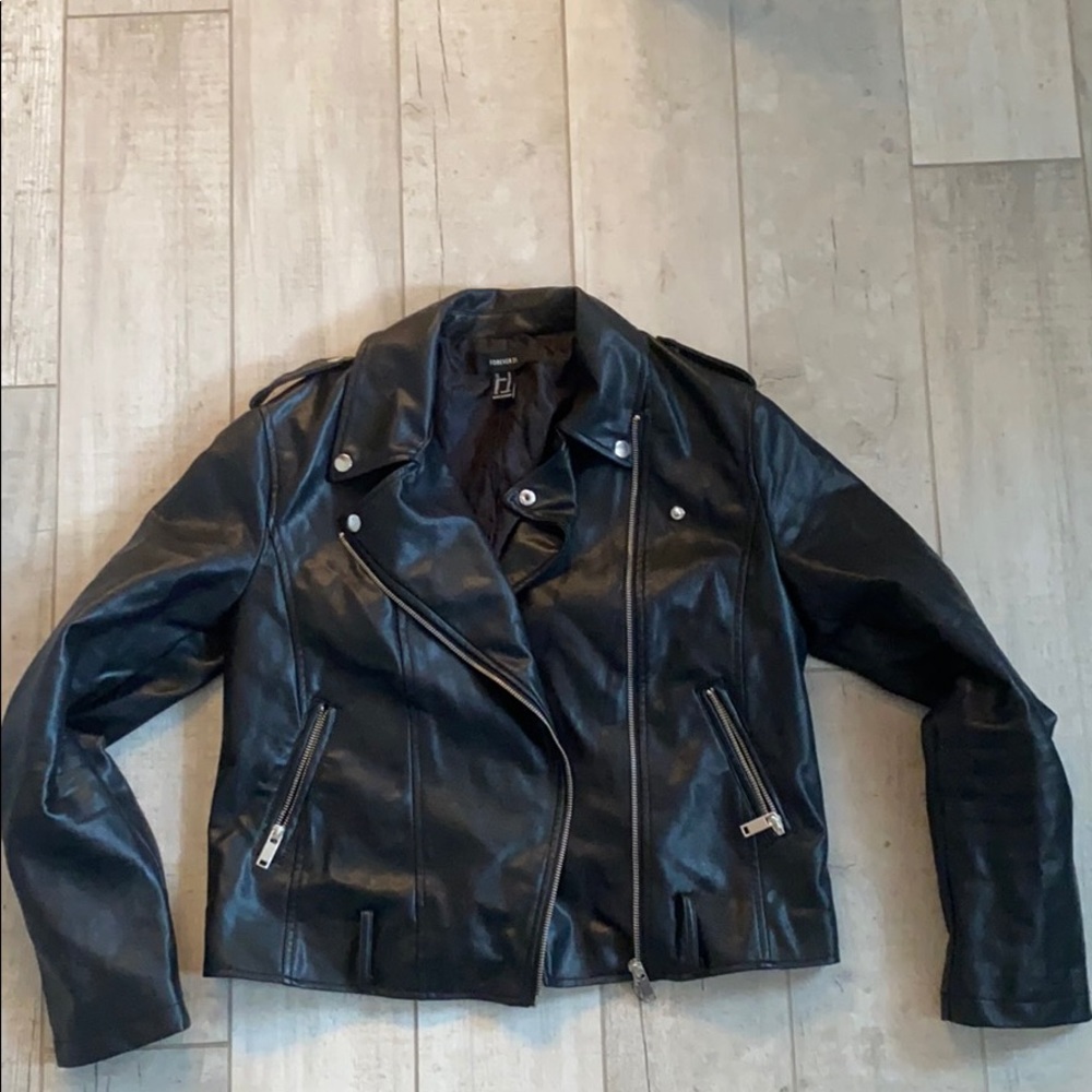 Women’s Leather Jacket
